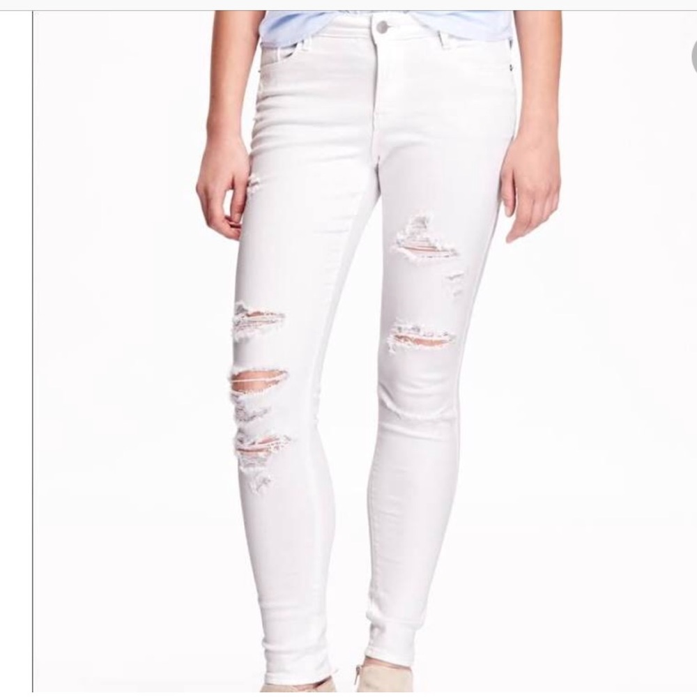 EUC Old navy rockstar jeans, size 6.